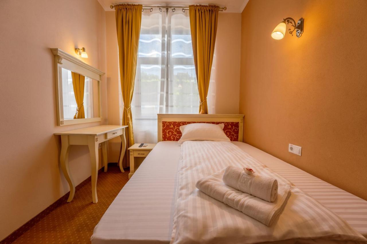 Hotel Princessophie ซิวิโชอารา ภายนอก รูปภาพ
